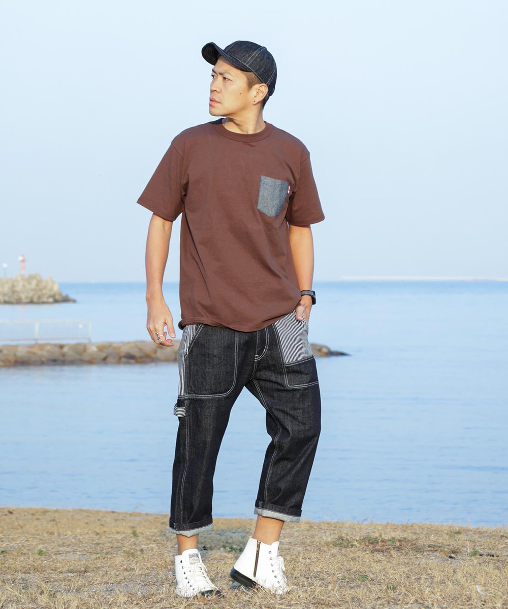 kojima_genes's tweet photo. ワークウェアを、もっと軽快に。
異素材の切り替えが映える
クロップド丈のガーデニングパンツが再入荷。
詳しくはこちら
https://t.co/EnVW5UGlq3
#ガーデニング #クロップドパンツ #ワークパンツ #切替デザイン #児島ジーンズ #gardening #croppedpants #workpants #combodesign #kojimagenes https://t.co/UxnOqn6Tyq