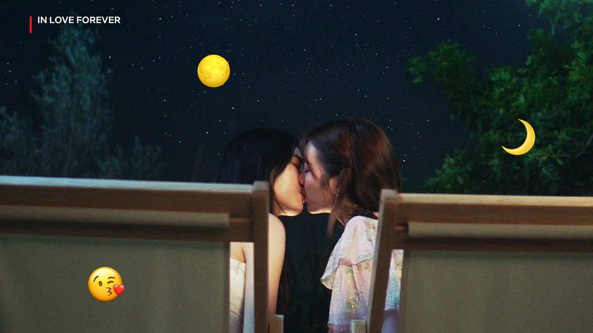 Netflix_PH's tweet photo. Happy International Kissing Day to this couple who can’t seem to stop kissing even when they’re about to divorce 😘

#InLoveForever #หลิงออม #LingOrm #Lingling #Orm #หลิงหลิงคอง #ออมกรณ์นภัส #LinglingKwong #OrmKornnaphat https://t.co/Loes2LRabf