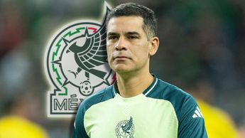 Diegod_sp's tweet photo. @julioordz10 Esta eliminación es TODA SUYA, cambios incomprensibles, sentar los 5 partidos al "MAXIMO ANOTADOR DE LA LIGA", el no poner a otro lateral izquierdo que no sea el imbécil de Jorge Sánchez,  etc.  

Espero que siga el plan de la federación de darle el proyecto a  Rafa Márquez https://t.co/dPetzWXQjG