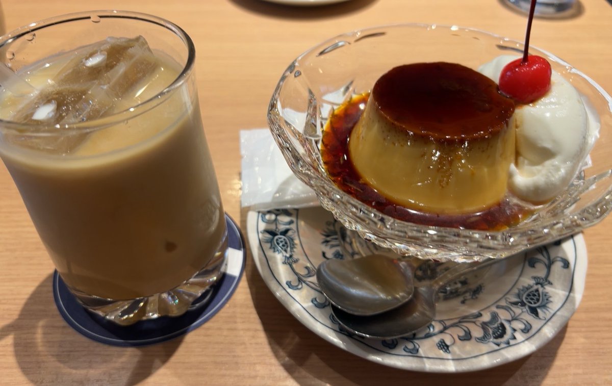 begin_neo0809's tweet photo. カフェきた😌 https://t.co/CY1zJhm8zx
