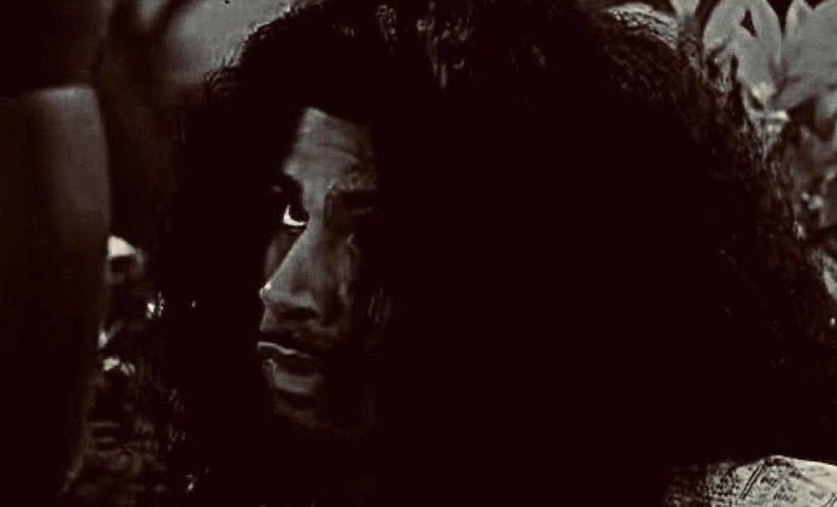 LaniLov3ess's tweet photo. Iris checking andreina bc she thought she slept with tj …?!?! Oh wow https://t.co/arJpdYyhiK