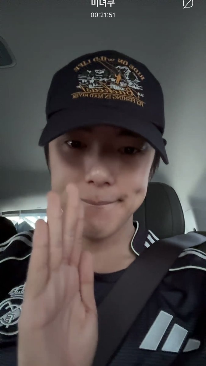 mybxdx's tweet photo. 보조개 뾱 https://t.co/1ngnhOKAqt