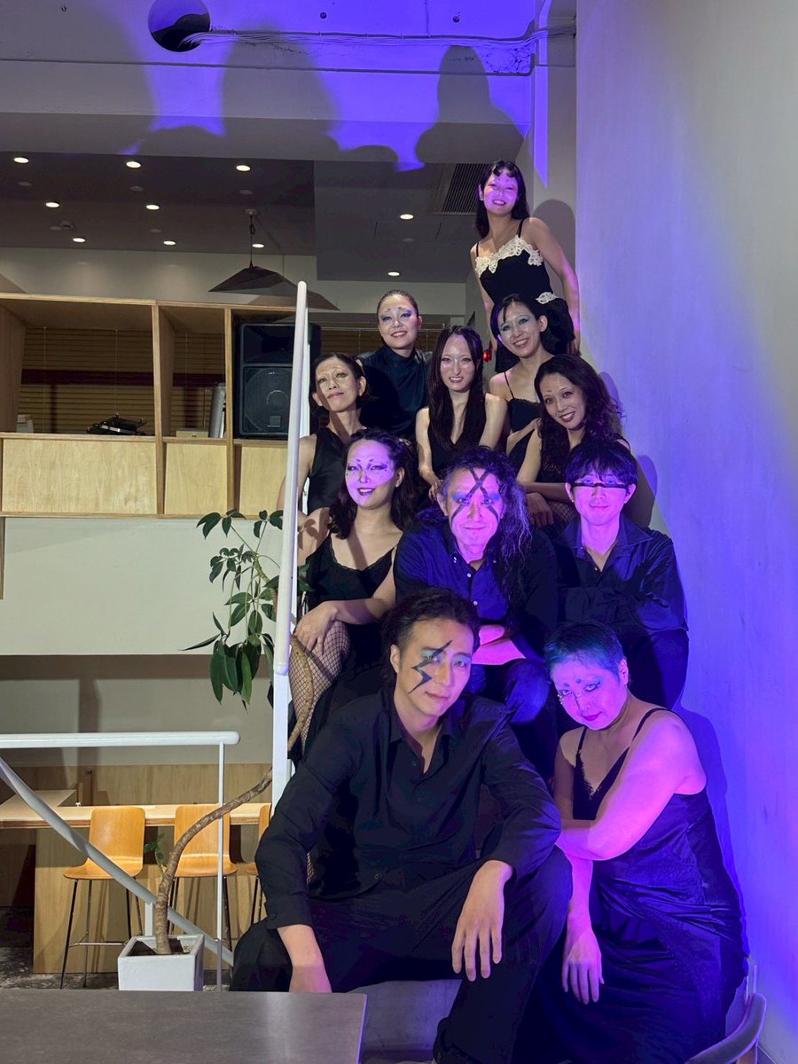 0____umm's tweet photo. Theater Reminiscence  『料理人』

無事全公演終了致しました🍽️

お足元悪い中沢山の方にご来場頂き誠にありがとうございました。

色んな役に挑戦できて楽しかった〜！🍾
私お腹いっぱいよ🪭

#リオフェス2026 
#料理人 https://t.co/Tuo8W7YjjD