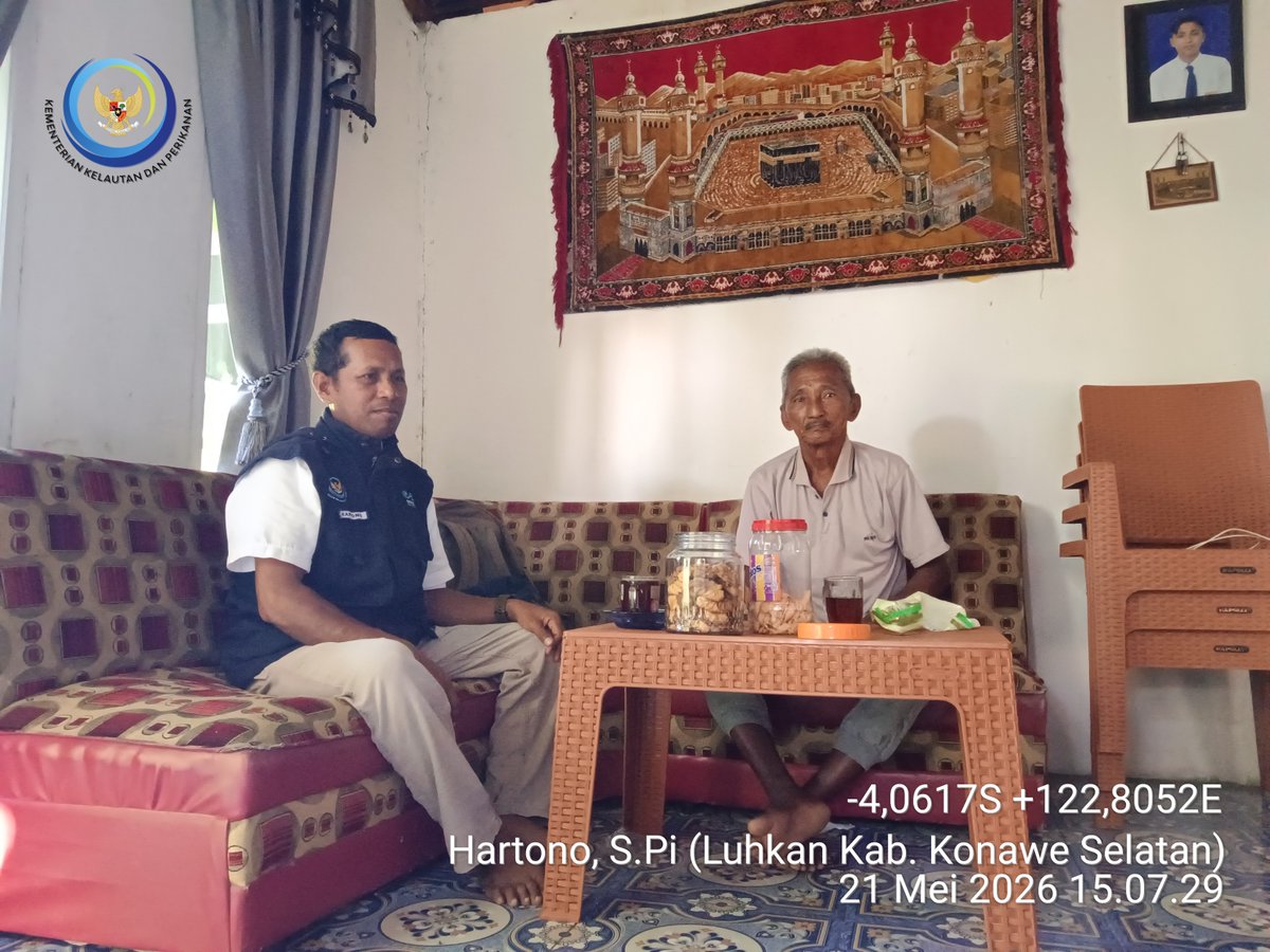 Hartono44759248's tweet photo. Kamis (21/05/2026) Hartono luhkan Konawe Selatan, Sosialisasi Peraturan Menteri Kelautan dan Perikanan Nomor 5 Tahun 2026 pada KUB Fajar Bahari Desa Labuan Beropa Kec. Laonti
#luhkankonaweselatan
#kkpri
#brsdmkp
#satminkalmaros https://t.co/5R8Y6BkIAb