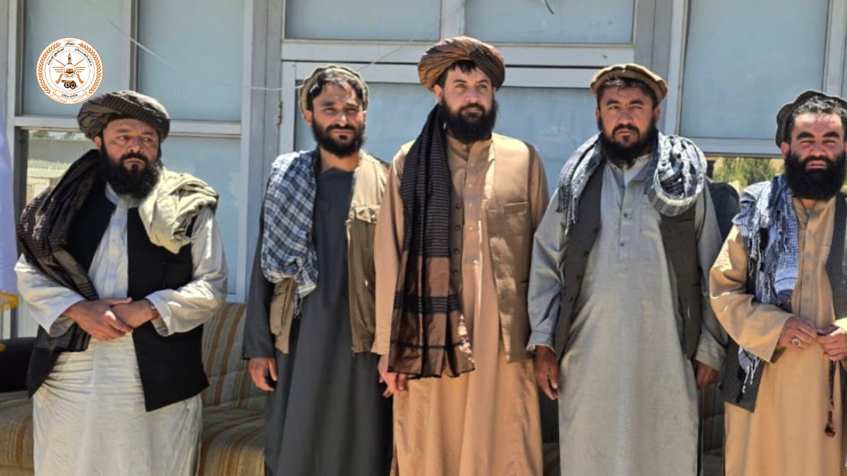 MoDAfghanistan2's tweet photo. Defense Minister Visits Border Battalion in Eshkashim District, Badakhshan Province

During his visit to Badakhshan Province, Defense Minister Mawlawi Mohammad Yaqoob Mujahid, accompanied by his delegation, visited the 1st Border Battalion of the 15th Border Brigade... https://t.co/hYGCBs25Cc