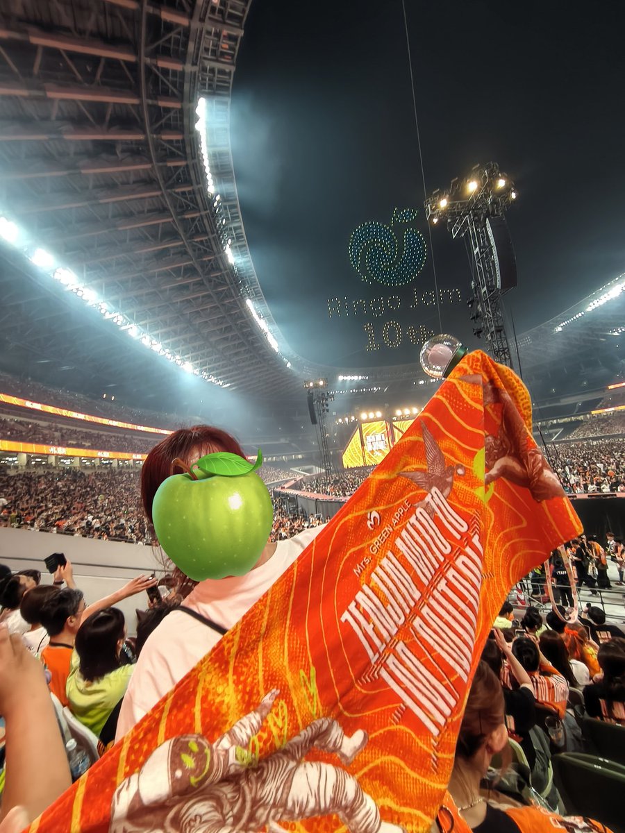 ringoringo0914's tweet photo. 全JAM'Sに向けて

永遠に 一緒に

なんて言葉が
もっくんから聞けるなんて本当に最高すぎた🥹✨
未来のその先へも約束してもらったような
あんなにストレートに愛をたくさん届けてもらって
りょうちゃんの涙にこちらも涙涙

JAM'Sになれて幸せ噛み締めた1日でした🥹
#MrsGREENAPPLE
#いくらのJAMS https://t.co/IvS5VqZmXi