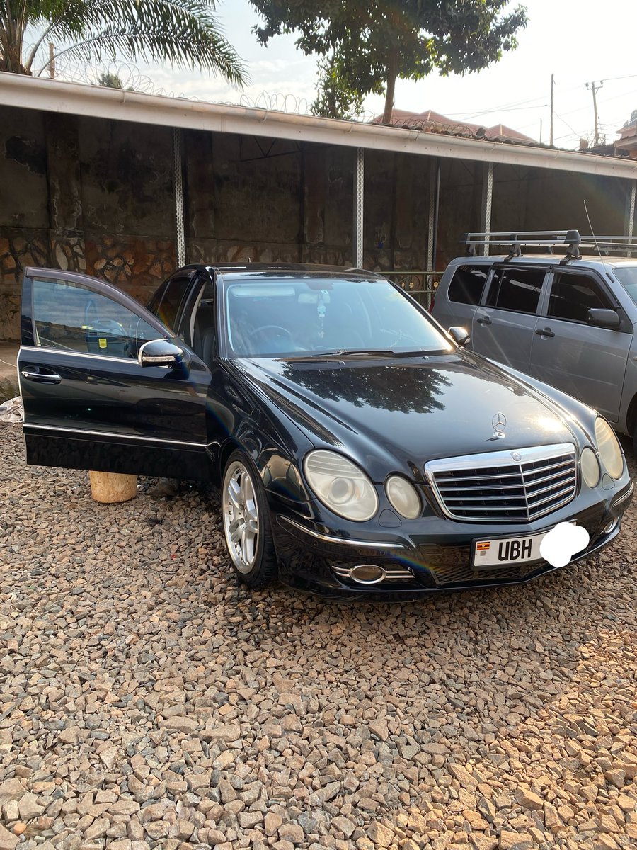 SpireJim's tweet photo. I’m selling it. E250-2008: Self-imported, self-driven, and well maintained. If interested, inbox. https://t.co/mhexWyPQCM