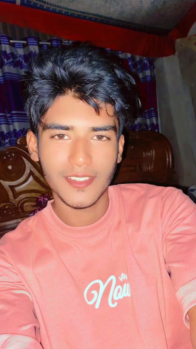 RoniBottom8's tweet photo. হাই টপ রা আসো দেখা করি আমি বটম🥵 https://t.co/c9lshu68vh