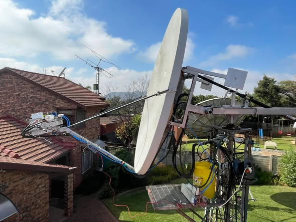 ZaZs1i's tweet photo. #1 - Amateur Radio News and Announcements (28 June 2026) 
https://t.co/H45nwUY5ya https://t.co/CTv8mxRK2i