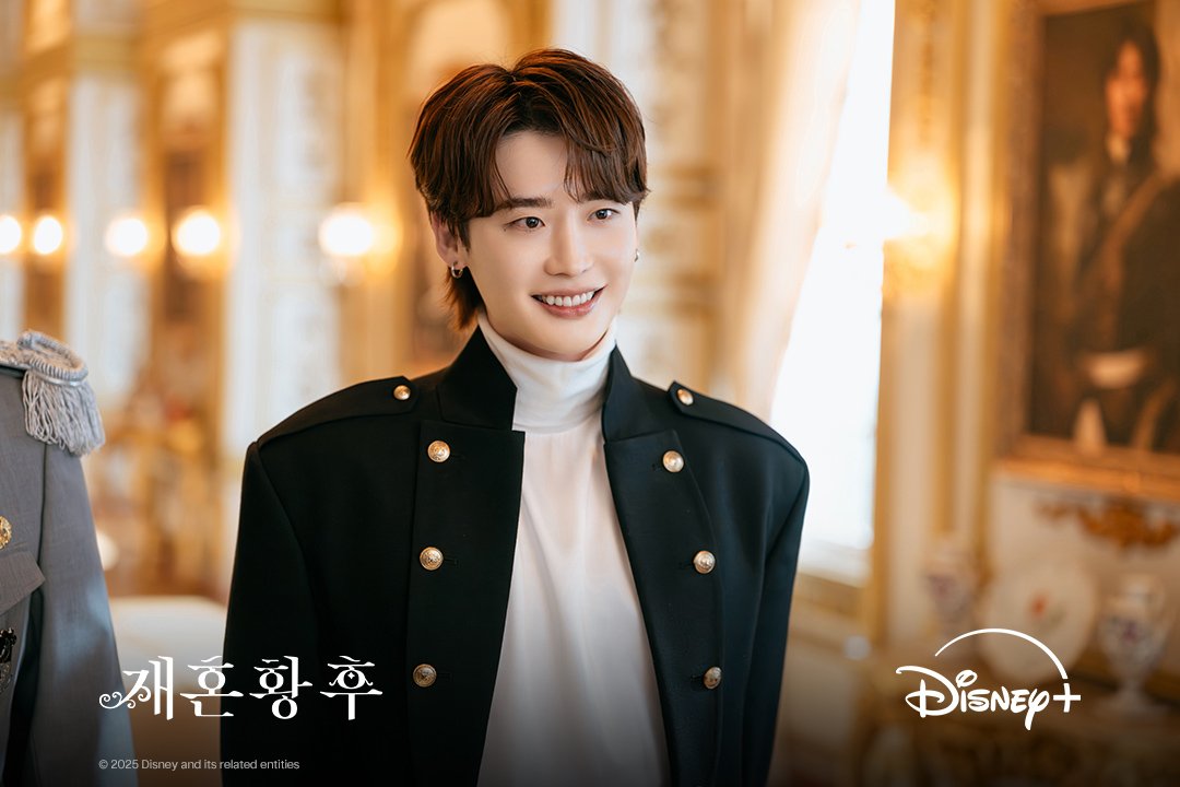 My_Drama_List's tweet photo. 👑 The wait may finally be almost over!

#TheRemarriedEmpress, starring #ShinMinAh, #LeeJongSuk, #LeeSeYoung, and #JuJiHoon, is reportedly eyeing an October 2026 premiere on Disney+! ✨

Based on the hit web novel and webtoon, this highly anticipated #KDrama follows the perfect empress of the Dongdae Empire, who chooses to divorce her emperor husband after discovering he plans to make his mistress the new empress. What follows is a gripping tale of power, revenge, romance, and reclaiming one's destiny.

Will this become one of the biggest K-dramas of 2026? 👀

https://t.co/vuElXFFiYM

#DisneyPlus #DisneyPlusKorea #KoreanDrama #KDrama2026 #ShinMinAh #LeeJongSuk #LeeSeYoung #JuJiHoon #WebtoonAdaptation #UpcomingKDrama