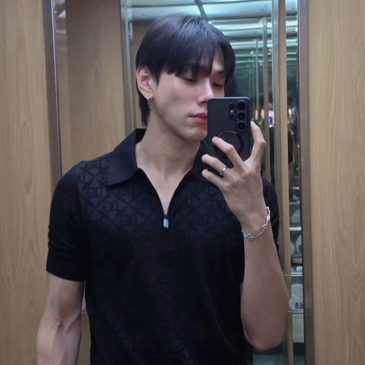 smontumtum's tweet photo. มาติ่งอู๋โรดสนุกมาก ไม่ได้มีแค่พาร์ทศิลปิน ยังมีพาร์ทนักกีฬา นักกล้าม นักธุรกิจ ไม่เคยซ้ำซักวัน มาติ่ง 2 ได้มาอีก 10 คุ้มคักกกก รักคนไม่ผิดจริงๆ🥹🦖🚗🫧

#DaouOffroad #ต้าห์อู๋ออฟโรด https://t.co/3KXqGEJiuC