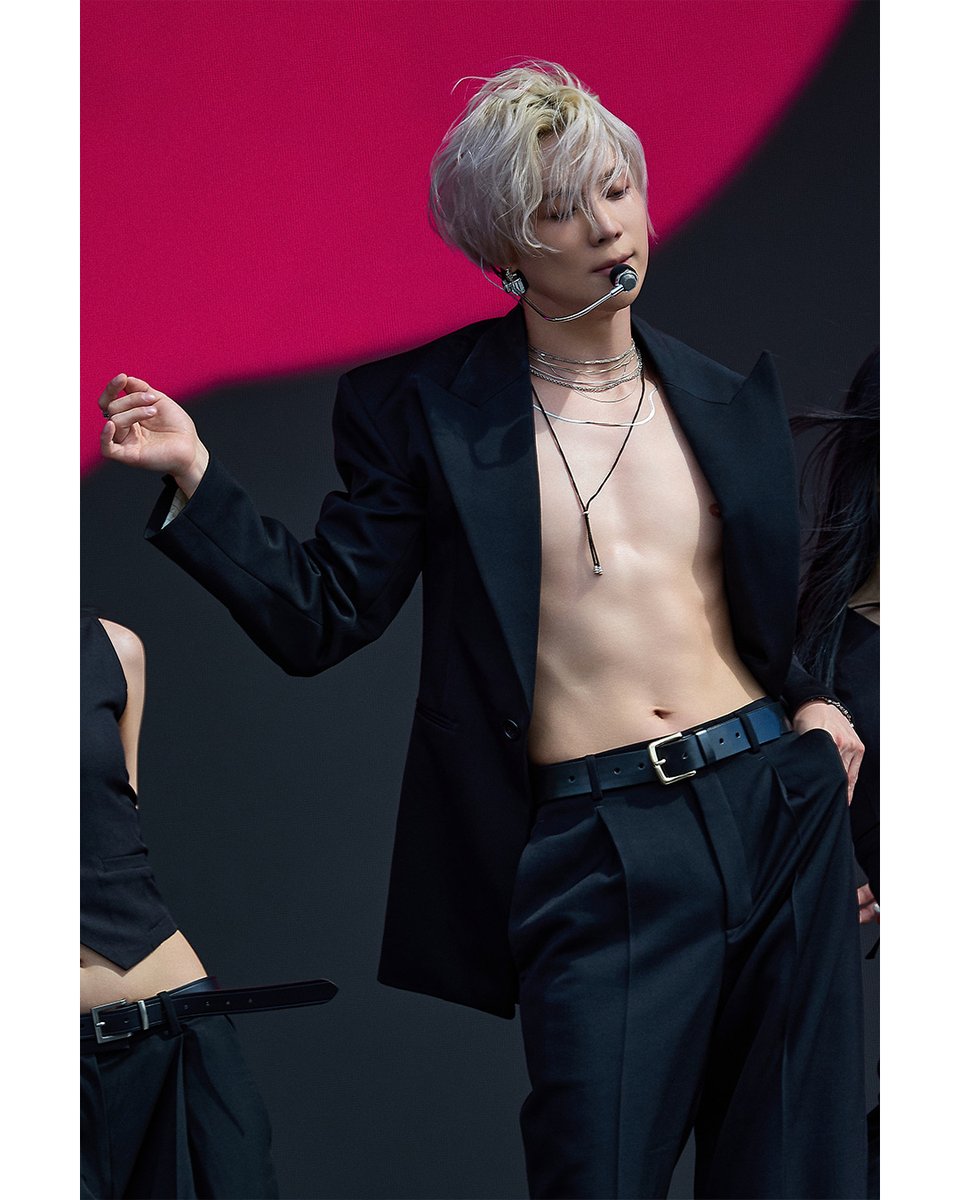 Taemin_Xoalsox_'s tweet photo. https://t.co/hjNAEMCUa3