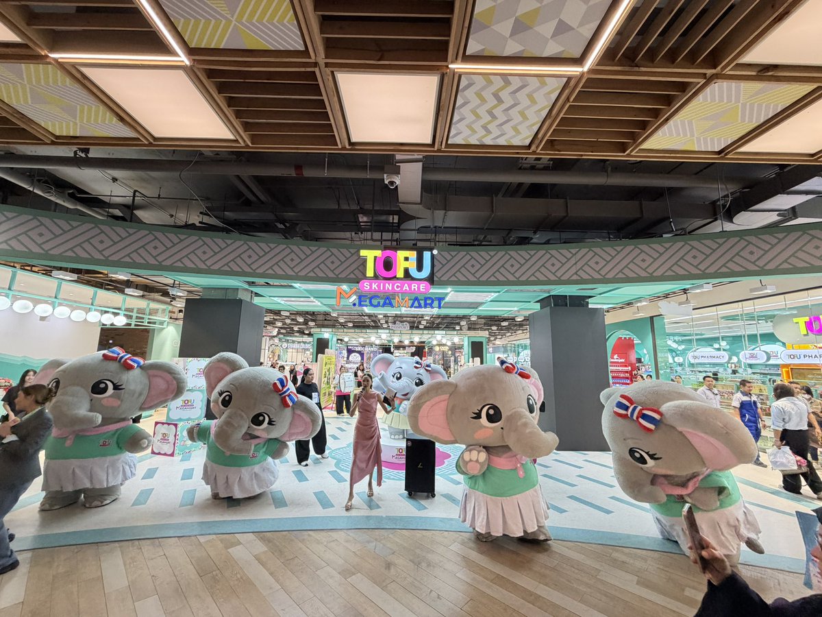 teamiizzzx's tweet photo. คิดถึง The Market กันไหมครับ เร็วๆนี้ผมน่าจะพาทุกๆคนกลับมา The Market กันอีกครั้ง แอร์ฉ่ำของกินแน่นมากครับ https://t.co/tzYH3AEwrl