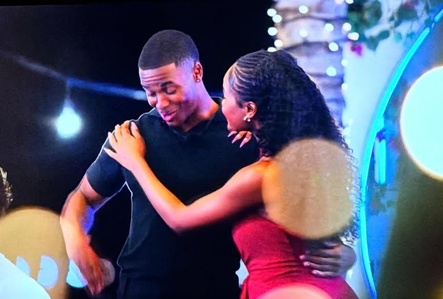 StephanieHypes's tweet photo. they were in genuine shock and I love that for them! We got y'all ๐ฅน๐๐พ #KCrew MY Love Island winners! https://t.co/F7JMH8Myk4
