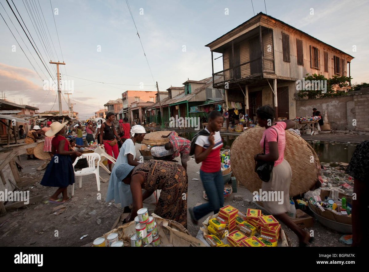 Nonuser841596's tweet photo. @properbased @Heavy_Hitterx @lacontraria1844 You show me poor people but your country looks like this everywhere you go? And btw, your people live like this, Fucking Apocalypse setting https://t.co/HK0uqCxk8H