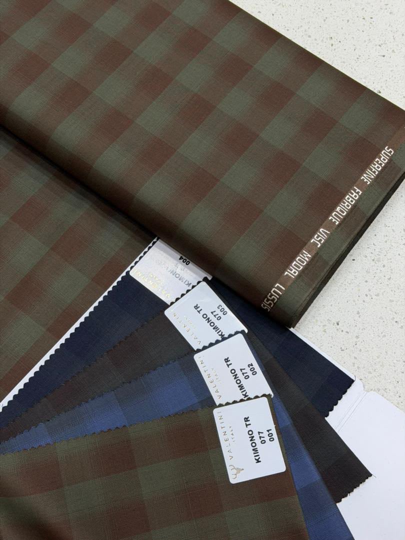 AbosedeOlorode's tweet photo. *MERINO TESSUTI WOOL 🇮🇹 🐏*
20,000 PER YARD
(Perfect for suit and Agbada)
Location No be Barrier https://t.co/I5nk7rAADj