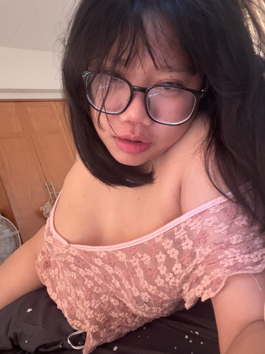 imameooow's tweet photo. หมูสีชมพู 🐷 https://t.co/nV43IRZCcG