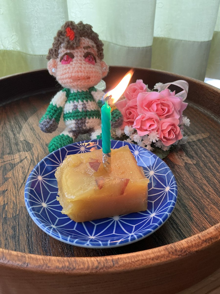 riamaru1's tweet photo. 芋のむし羊羹（一口サイズ）ってのを見つけたので
龍成とお祝い✨ https://t.co/yOVH388Hen