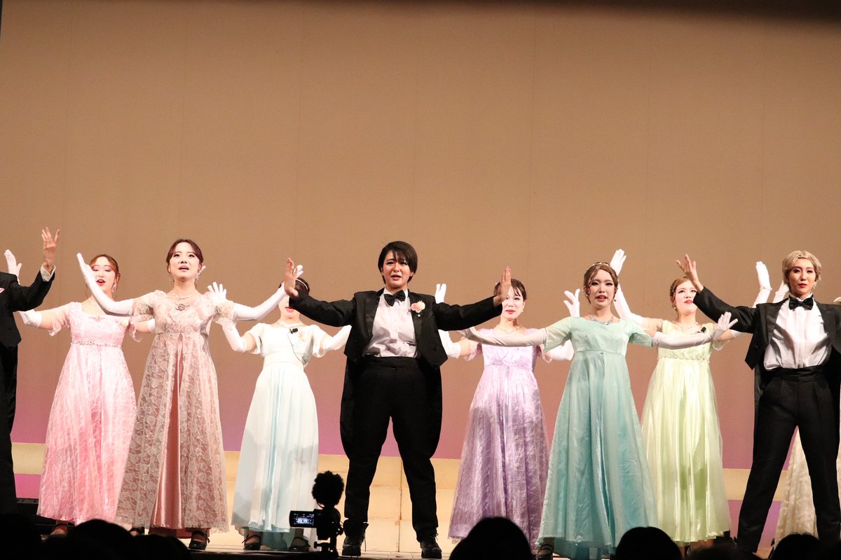 MusicalKyoritsu's tweet photo. 【春公演舞台写真 第9弾🪄】

2026年春公演『マジシャンの憂鬱・𝐉𝐮𝐛𝐢𝐥𝐞𝐞』の舞台写真をお届けします🎶
ご来場くださった皆様、誠にありがとうございました✨️ https://t.co/i9J3ztnSO2
