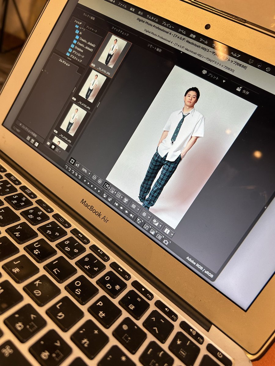 ryukitakahashi8's tweet photo. 舞台「バック・トゥ・ザ・君の笑顔」
ビジュアル撮影でした。
現場は明るく楽しく撮影できたー

高校生役だから、髪バッさり

制服、、

制服だぁーーーーーーわら

https://t.co/liDYRx74Tf https://t.co/4dCLik2yA0