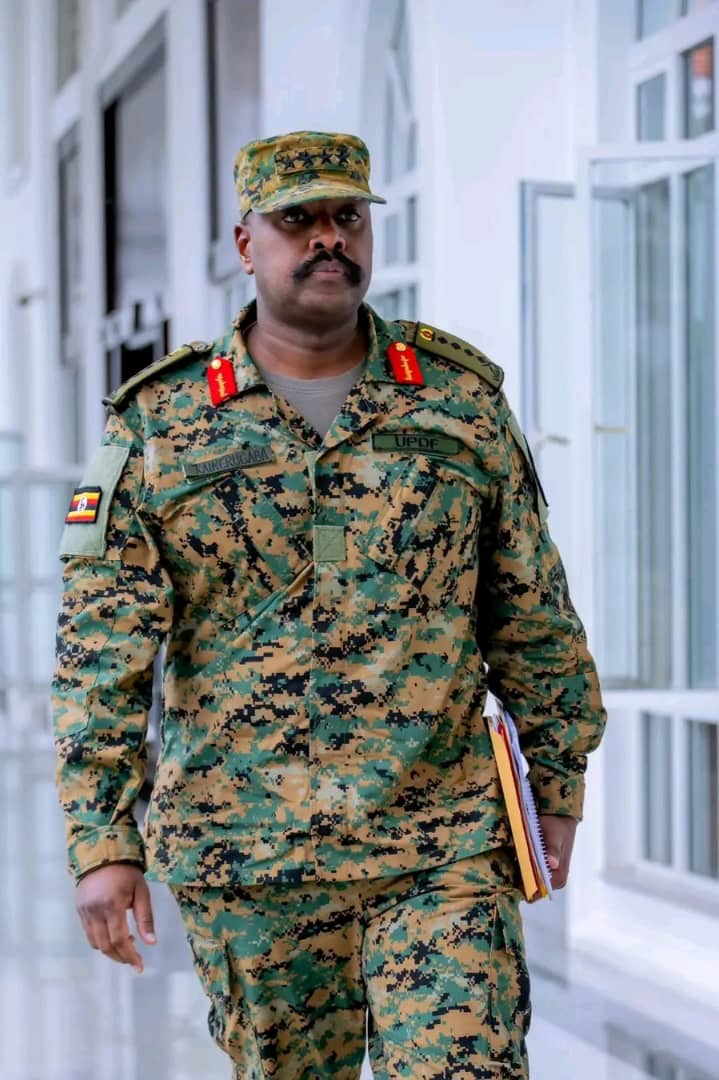 KatwirePolly's tweet photo. Good morning Afande Gen @mkainerugaba .Your administration will ensure that no one is above the law.ending the culture of empunity that has hindered  Uganda's  progress,  you will lead an  accountable  administration  where transparency  and justice reign Supreme. @BalaamBarugahar @HonTwallafadil @DaudiKabanda