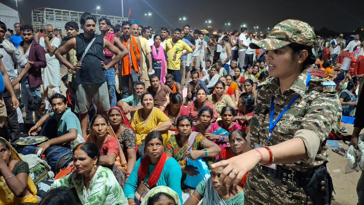 Anti_Congressi's tweet photo. 🇮🇳 Some heroes don't just protect our borders they touch hearts along the way.

The incredible Mahila Warriors of @crpfindia are turning the Amarnath Yatra into a journey filled with care, compassion and confidence. Whether guiding elderly devotees with a gentle hand, reassuring anxious families with a warm smile, or managing crowds with patience and grace, they reflect the true spirit of service before self.

Their strength is matched only by their kindness. Every step they take reminds us that the uniform stands not just for security, but for humanity, dedication and unwavering commitment to the nation.

India salutes these daughters in uniform. Your service inspires every proud Indian 🇮🇳❤️

@gpsinghips