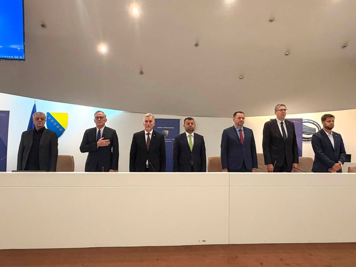 MLJPI_BiH's tweet photo. Ministar Hurtić na XIII Kongresu Svjetskog saveza dijaspore BiH: „Dijaspora je neodvojivi dio naše domovine i njen veliki potencijal“. https://t.co/EfItD22F7r