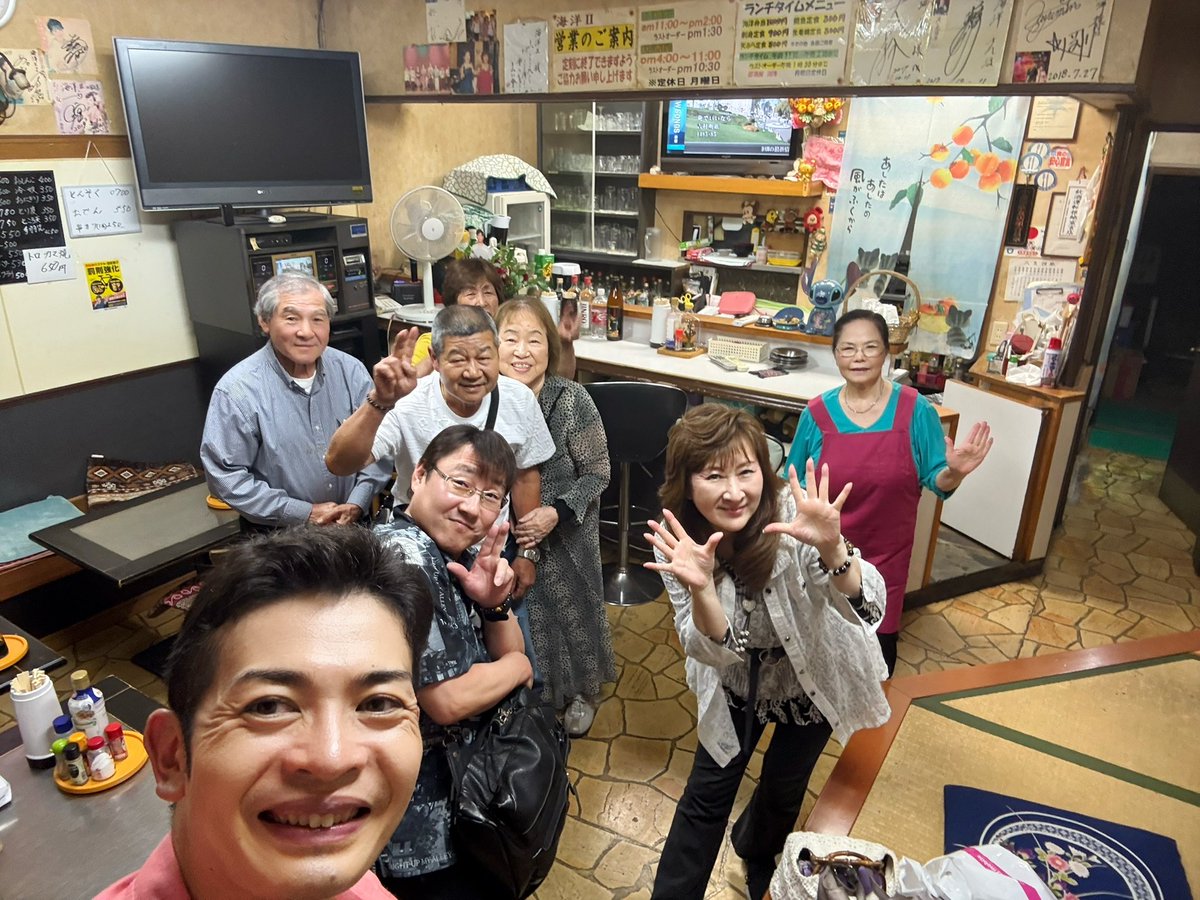 ennkadayo's tweet photo. 追伸イベント後は
居酒屋 #海洋 さんへ
Sayumin⭐︎剛の #Sayumin さん #剛 さん
木内先生、工藤さん と😆✨
ゆっくりお話しできました♪
ママさん、皆様ありがとうございました✨
#前橋の女よ https://t.co/v7921VpQ1n
