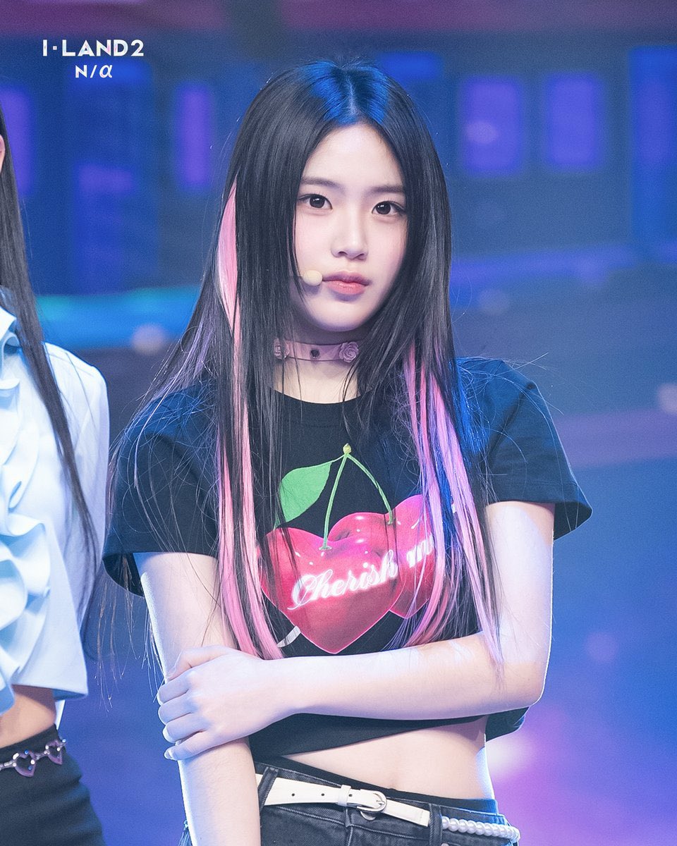 onlysoll3's tweet photo. 이때 진짜 너무 예쁘고 충격적이었는데 https://t.co/qfTtVfKSbC