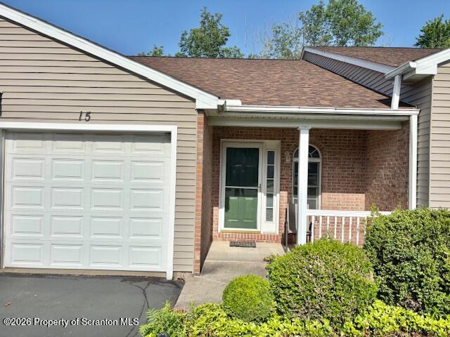 rjvanston1's tweet photo. 15 Parkland Drive Unit BLDG 2, South Abington Twp, PA, 18411
2 bed | 2.5 bath 1867 Sq. Ft.
Active | 329000
https://t.co/EiyEUMPqJ2
The main level of the home features a kitchen, family room, master bedroom with a master bath, a sunroom, a half bath, and a laundry area. The... https://t.co/VymEUtmoHn