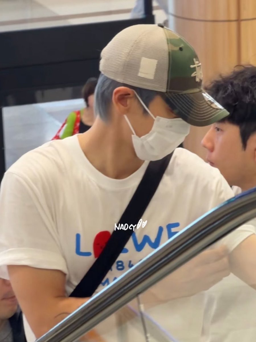 SPARK_61's tweet photo. อหหหหหหหหหหหหหหหหหหห ชานยอลหัวเทาแล้วววววว แม่มึงเอ้ยยยยยยยยยยยยยยยย หัวเทาแล้ววววว แม่มึงงมาดูเร้ววววววว .เปนลม https://t.co/FfgCzDdYVy