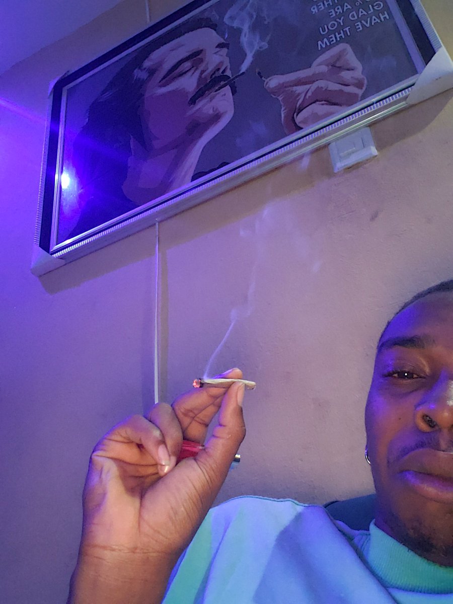 Great_guy511's tweet photo. Highlighting with my Visa🍃💨

No stress. Just good 🤝 https://t.co/r9jz3coDSu