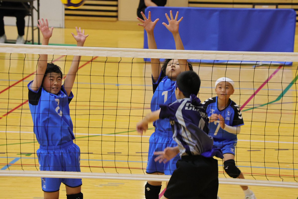 BLUTEON_ACADEMY's tweet photo. 【U12試合報告🔥】
2026年6月13日(土)・27日(土)
第46回全日本バレーボール小学生大会
~大阪府決勝大会~

◎詳細、監督・キャプテンコメントは公式HPをご確認ください▶︎▶︎▶︎https://t.co/0TVzGIeQNK https://t.co/kRSSULHnnp