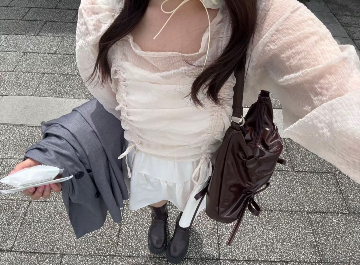 Elg7NI's tweet photo. ミニスカ好きですか？
これで会いに行っても大丈夫？ https://t.co/Swz1S0W66K