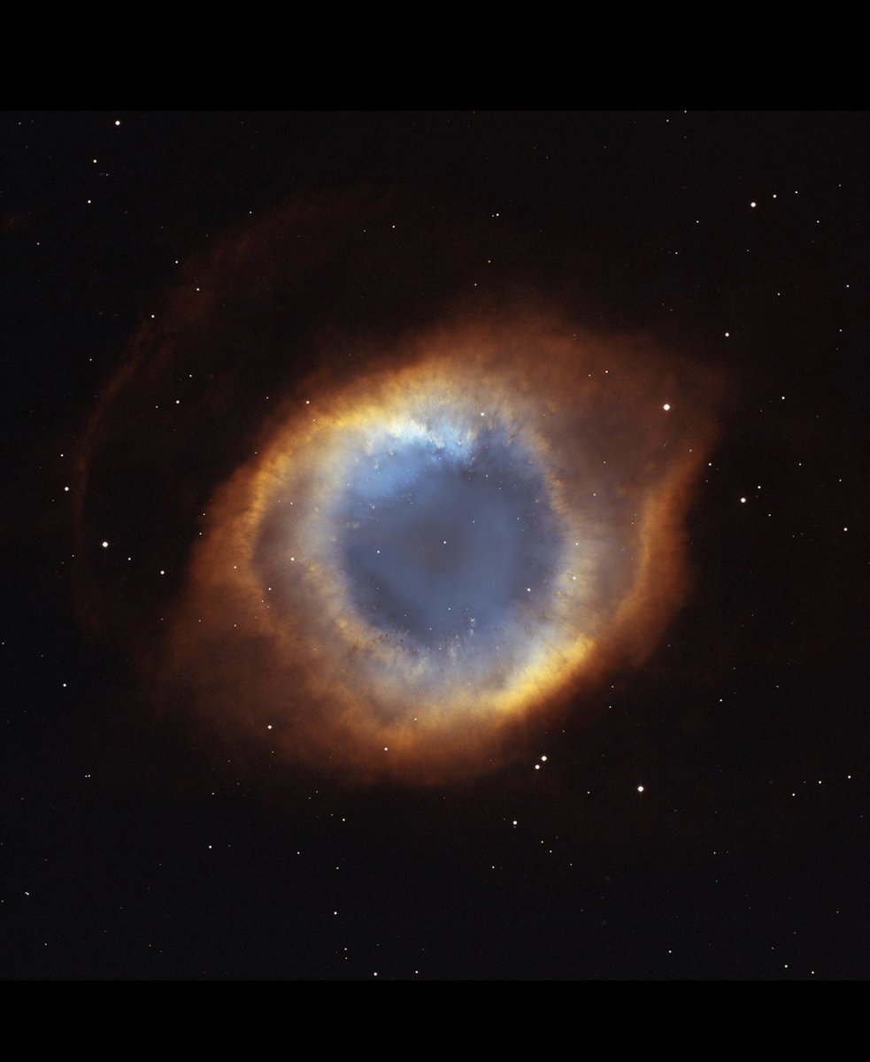 hermit_craaab's tweet photo. @NASAHubble insane https://t.co/M2eyPhOmP5