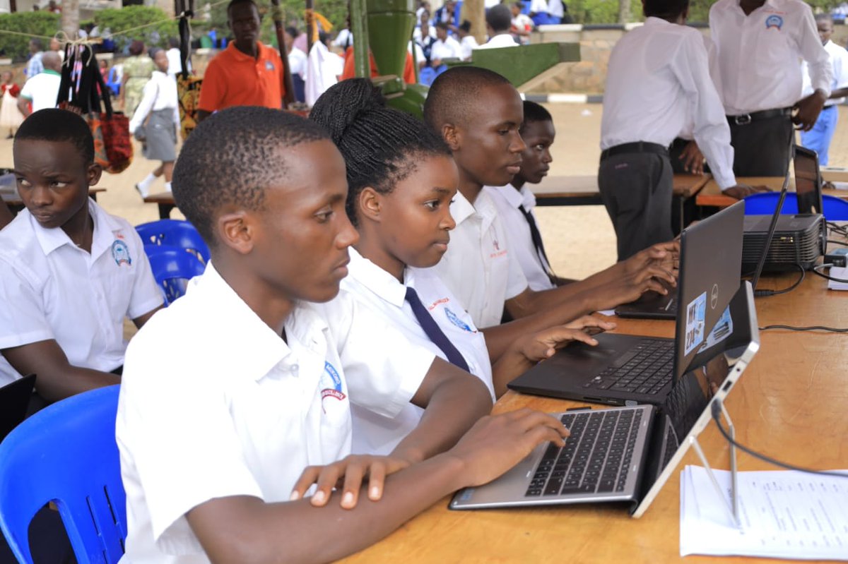 CavendishUg's tweet photo. Young innovators took centre stage yesterday at Mt. St. Henry's High School, Mukono, turning bold ideas into reality at the Inter-Schools Innovation Competition. 🚀 

Top projects of the day:
🥇 Car Project
🥈 E-Voting System
🥉 Talk Show Project

A big congratulations to all the students who showcased creativity, innovation, and problem-solving skills that are shaping the future. 🌟👏

#InterSchoolsCompetition #Innovation #STEM #YouthInnovation #FutureLeaders