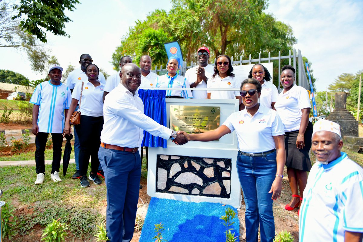 VivoEnergyUg's tweet photo. Nabisunsa Girls’ School joins a growing number of educational institutions that have transitioned from the use of firewood and alternative means of traditional cooking fuel to the safer, reliable and more environmentally cleaner Shell Gas.

These include King's College Budo, St Peter's College Bombo Kalule, Kibuli Secondary School, Kiira College Butiki, Lubiri Secondary School and many others across Uganda.

As Uganda continues to pursue cleaner energy alternatives, Vivo Energy Uganda remains committed to supporting institutions, businesses and households with innovative energy solutions that contribute to environmental sustainability and national development.

#WeAreVivoEnergy 
#FuellingAfricasGrowth