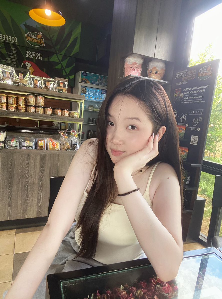 ParksDusti80833's tweet photo. ✏️🎀 ความสุข ไม่ต้องรอ วันหยุด แค่ทำวันนี้ให้เป็นวันที่ดีก็พอ♥️💞💕
ความสุขระหว่างทาง เพราะทุกวัน คือโอกาส เริ่มต้นใหม่🌹🥀🌺🌷🪷🌸🍒

line   oo5899

500/1🥰💑🥰💟💟🥀💕💞💫💚

#รับงานบางบ่อ
รับงานบางบ่อ https://t.co/LTcDLBdQdO