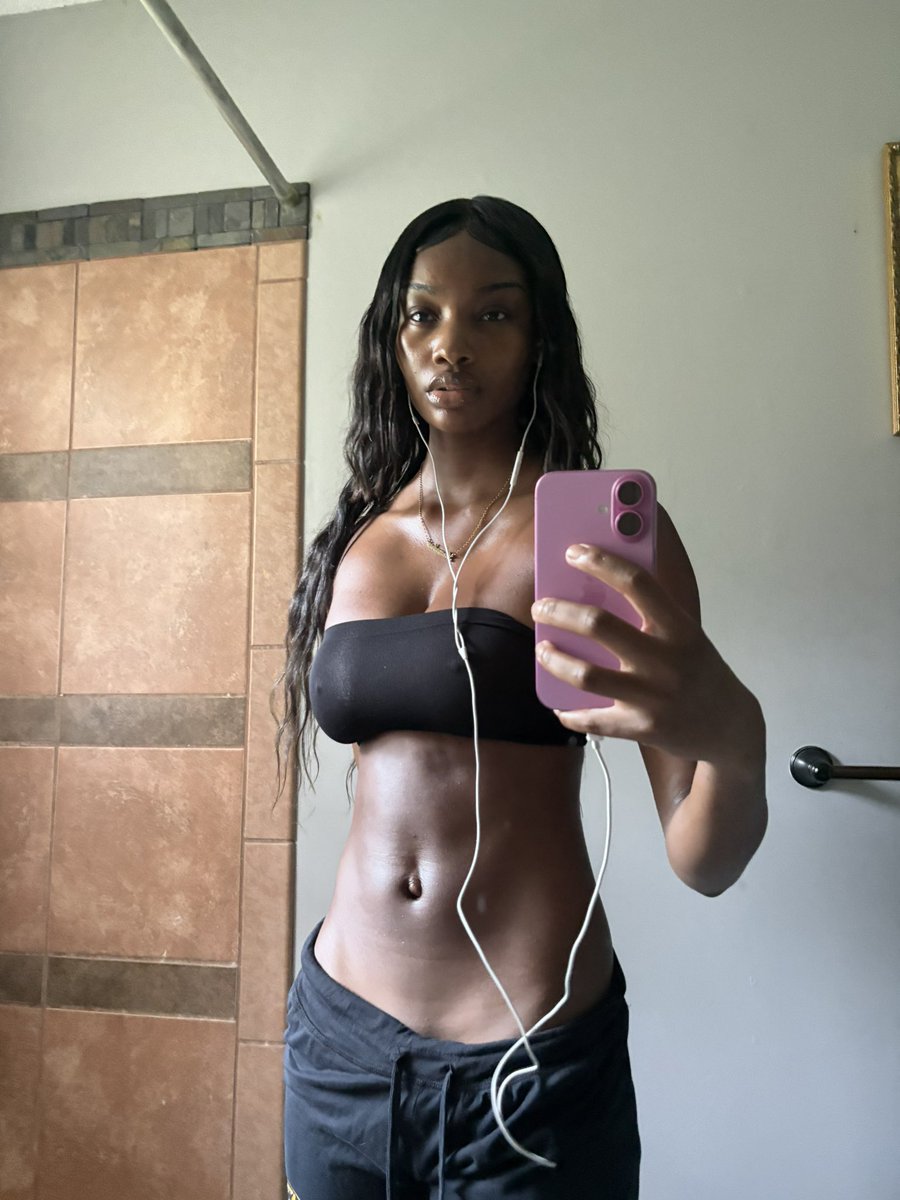 Alexandria Woodcox tweet media