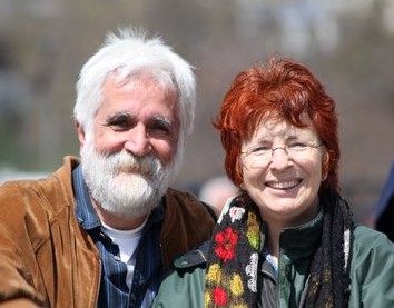 TavirYeni's tweet photo. Tavır Dergisi
Yazar ve Akademisyen Dostlarımız
@temeldemirer ve @Sibelozbudun Bugün Sosyal Medya Gerekçe Gösterilerek Hukuksuz Bir Şekilde Gözaltında Tutuluyorlar
Sibel Özbudun, Temel Demirer ve Emperyalizme Özgürlüğü Peşkeş Çekilen Tüm Devrimci Demokratlar Serbest Bırakılsın https://t.co/bb9xHRjf2j
