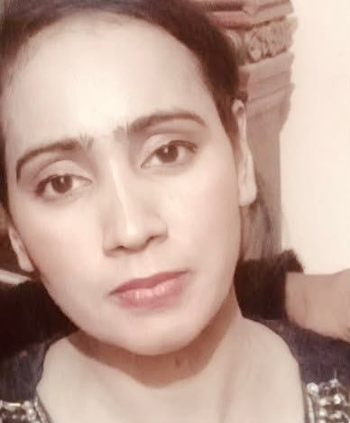 ayesha16g's tweet photo. 36 year old #Christian Saadia from Walton Road, #Lahore was abducted, gang-raped, forcibly converted to Islam & married to her abductor. Police refuse to help.
Barbaric persecution of #minorities continues unchecked. Where is justice?
#StopForcedConversion https://t.co/iUUWn8IZe7