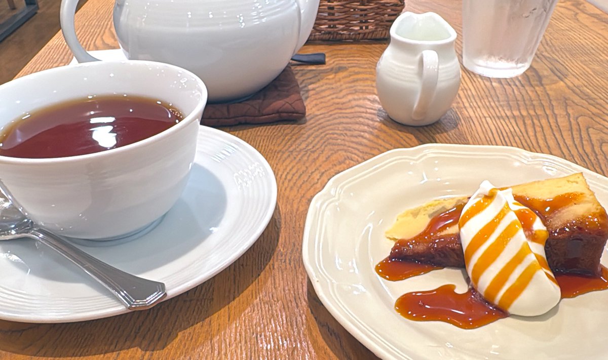 Chicoff141's tweet photo. 今日は一人でお昼ご飯 https://t.co/rV4cpgnVXC