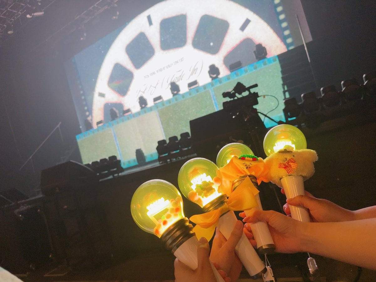 y2k6_light's tweet photo. 本当は行かない予定だったんだけど行くことにしてほんとによかった！！！（ ;  ; ）💛
しばらく現実に戻れそうにない（戻りたくない）←よそぷの残像だけを頼りに生きのびれそうなので記憶が薄れる前に早くHIGHLIGHTの予定をください🥺🤲🏻
いつも一緒に楽しい時間を過ごしてくれるLIGHTちゃんありがとう🫶🏻らぶ💕