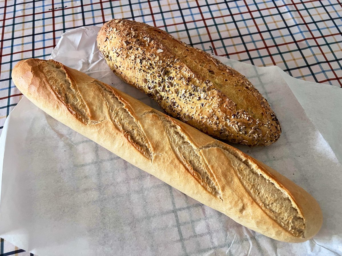zampatelmundo's tweet photo. 🥖 Hay pan y hay #pan de verdad, este del #obrador de Conchita en #Calatayud https://t.co/UlpynQ2gf1