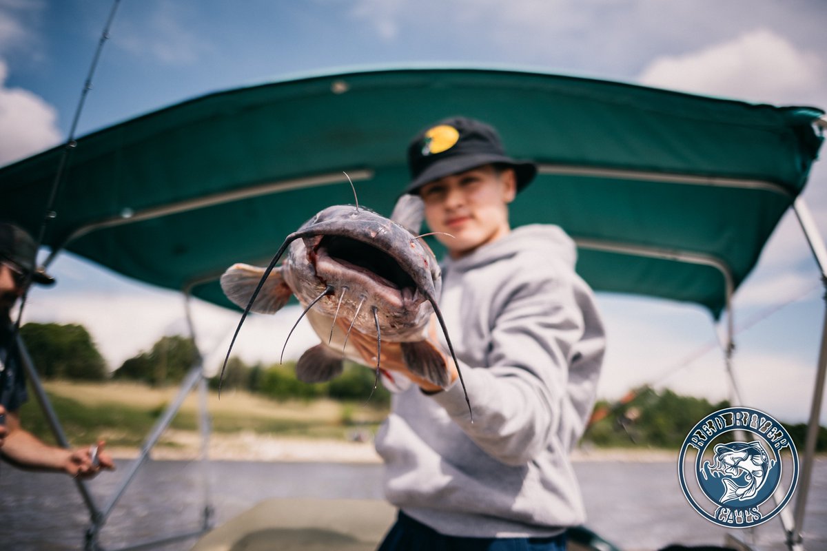 RedRiverCatsLtd's tweet photo. Fishing season is here—and so is one of Manitoba’s most legendary bites.

The stretch of the Red River between the Lockport Dam and Lake Winnipeg is now officially open! And there’s no better place to hook into trophy channel cats. https://t.co/pAyVLqwuW2