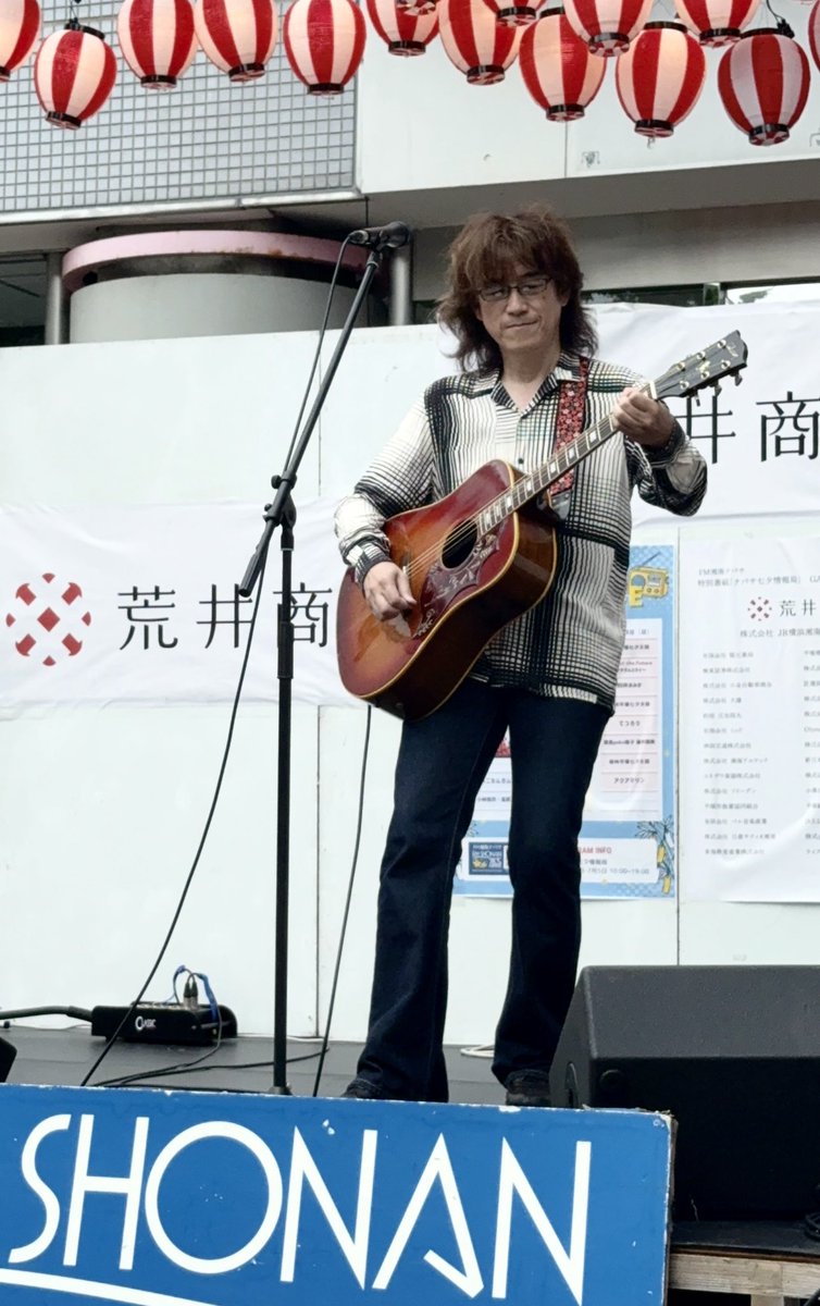 750fTetsuro's tweet photo. 昨日は平塚七夕祭り、四季の広場ステージ、無事終了しました！昼まで雨模様で午前のライブは中止｡なのでラッキーとしか言いようがないですね！集まってくれた晴れ女、晴れ男さん達に感謝！スタッフさん達もお疲れ様でございました！
#FMナパサ
#平塚七夕まつり
#てつろう https://t.co/aCcfHcUhNS