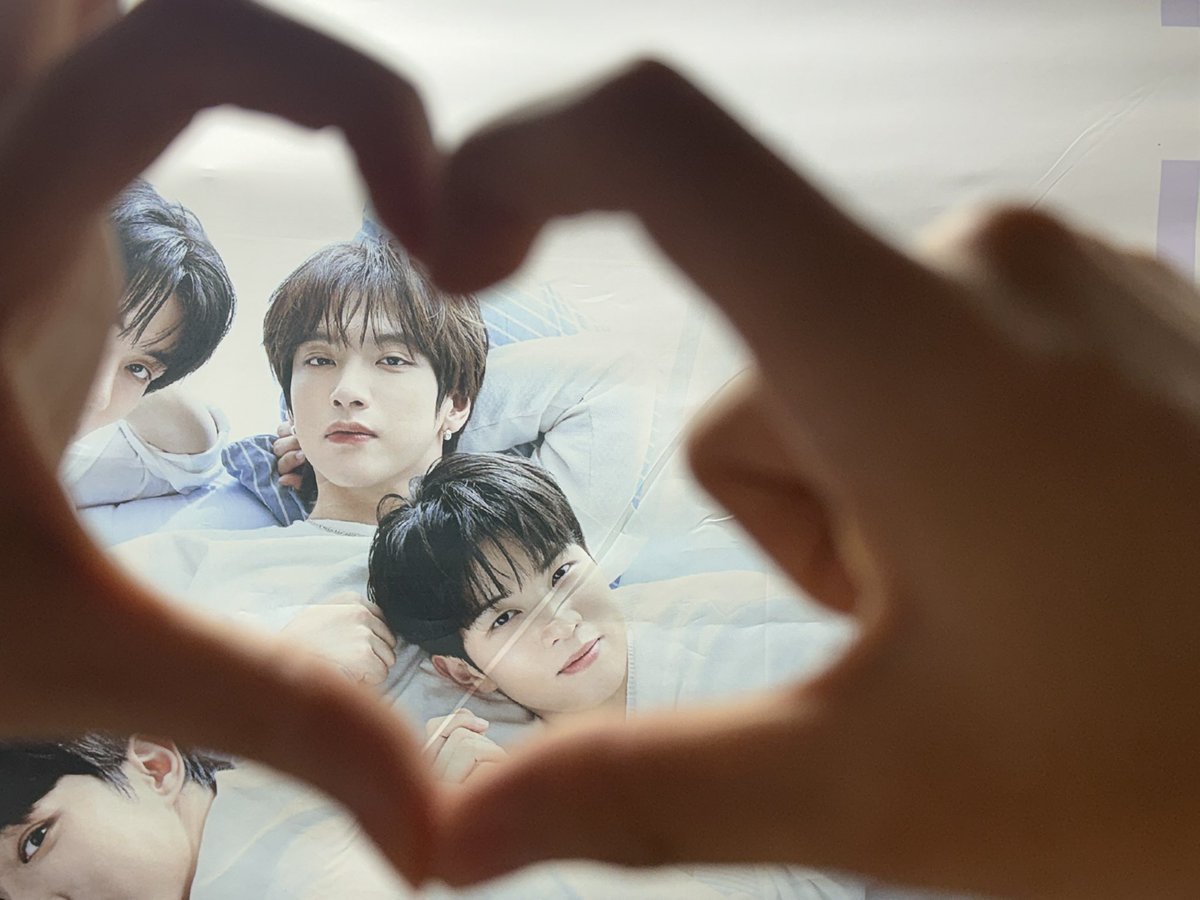 networkloxer's tweet photo. 제가5주내내주말마다공연보러다녓대요..
이제진짜끝이고당분간쉰다(3주) https://t.co/i6BkG1xMzm