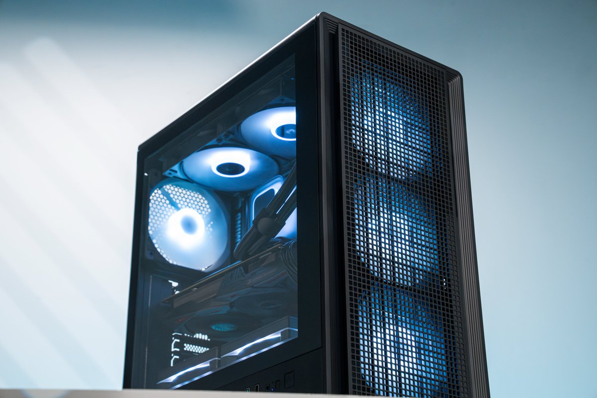 DeepCool_JAPAN's tweet photo. CC550 4F:広い・見える・光る(ARGB×4)
#DeepCool #CC5504F #PCケース #meshcase https://t.co/dXvpozsgLZ