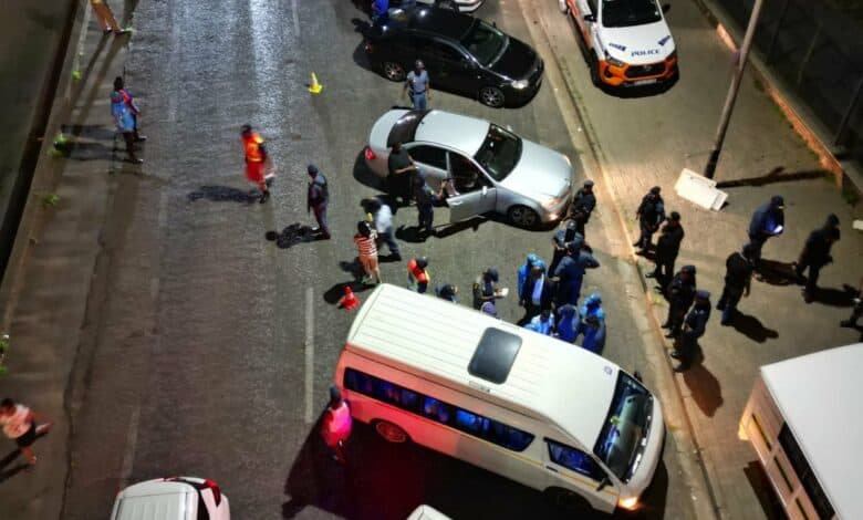 DA_GPL's tweet photo. 2,802 shootings in Gauteng in just 130 days — but only 609 arrests.
This low arrest rate shows why criminals feel untouchable.
DA demands: Boost visible policing, dismantle syndicates and devolve powers to fight crime effectively.
Residents cannot live like this.
#DAatWork #RescueSA #DA_GPL #GautengCrimeCrisis @Lesufi @MichaelSun168 @CrezaneBosch @caxmag
Read more: https://t.co/QoZQjZVjNJ