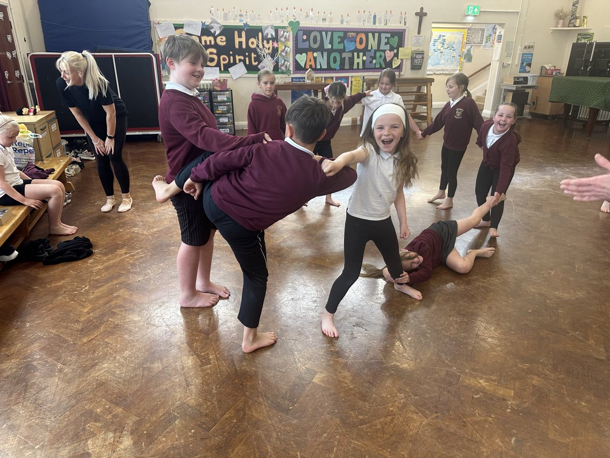 blessed_davies's tweet photo. Ballet Cymru 🩰 https://t.co/zosbzCtAIP
